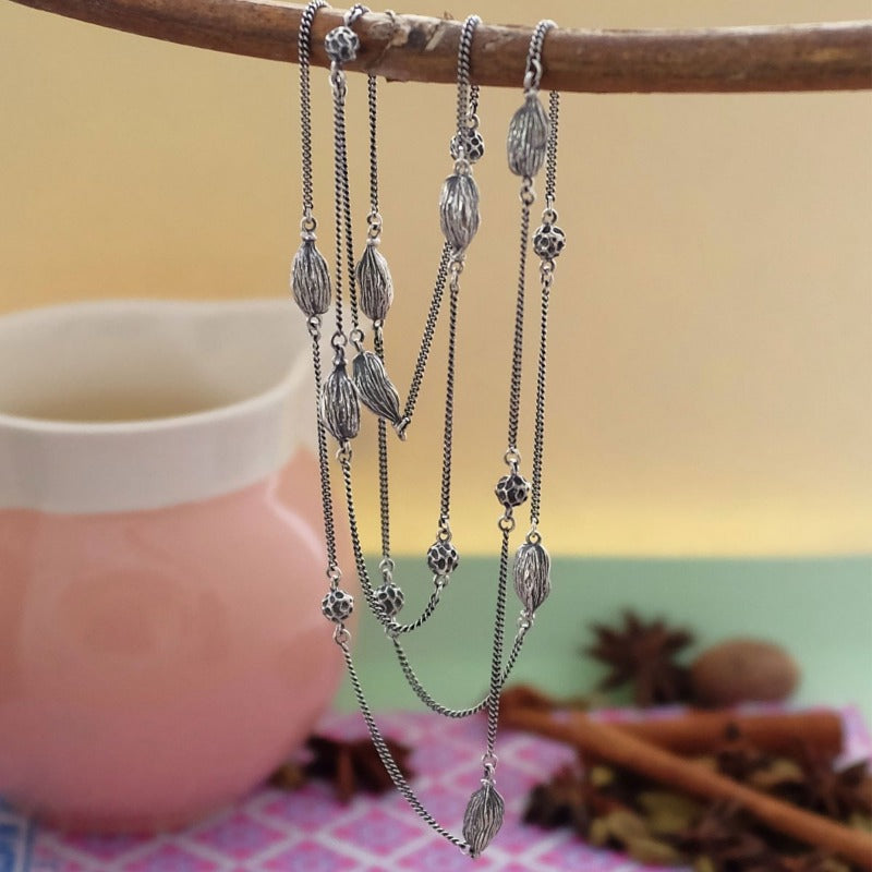 Long Dark silver cardamom and peppercorn chain necklace